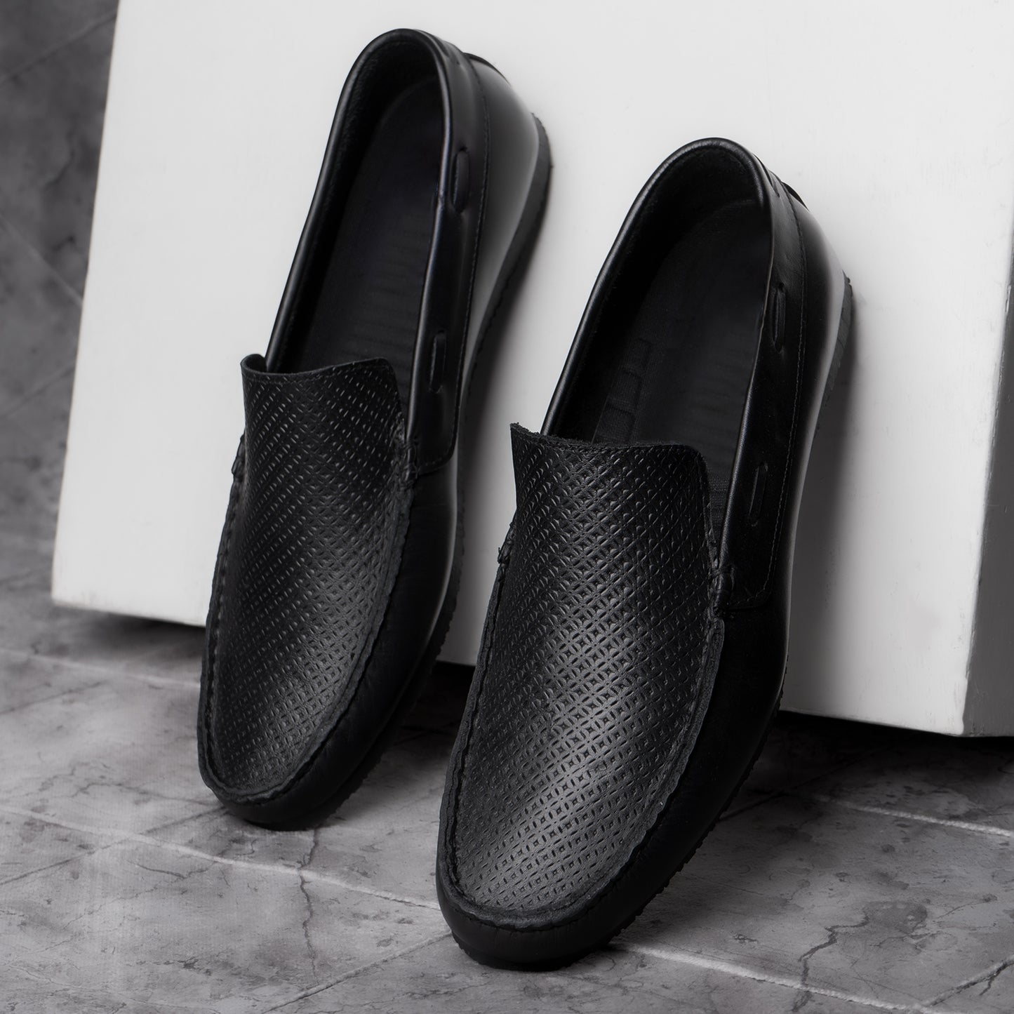Men’s Casual Shoes