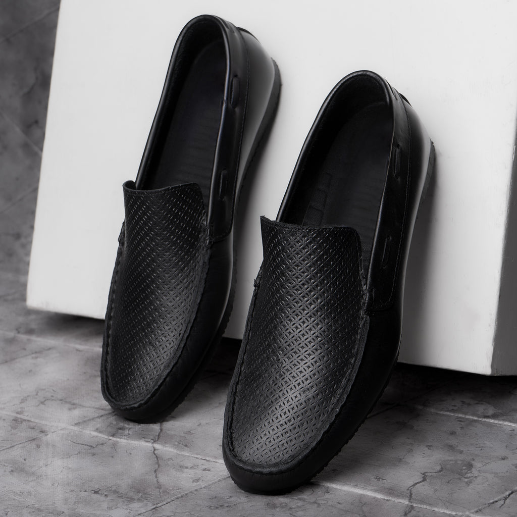 Men’s Casual Shoes