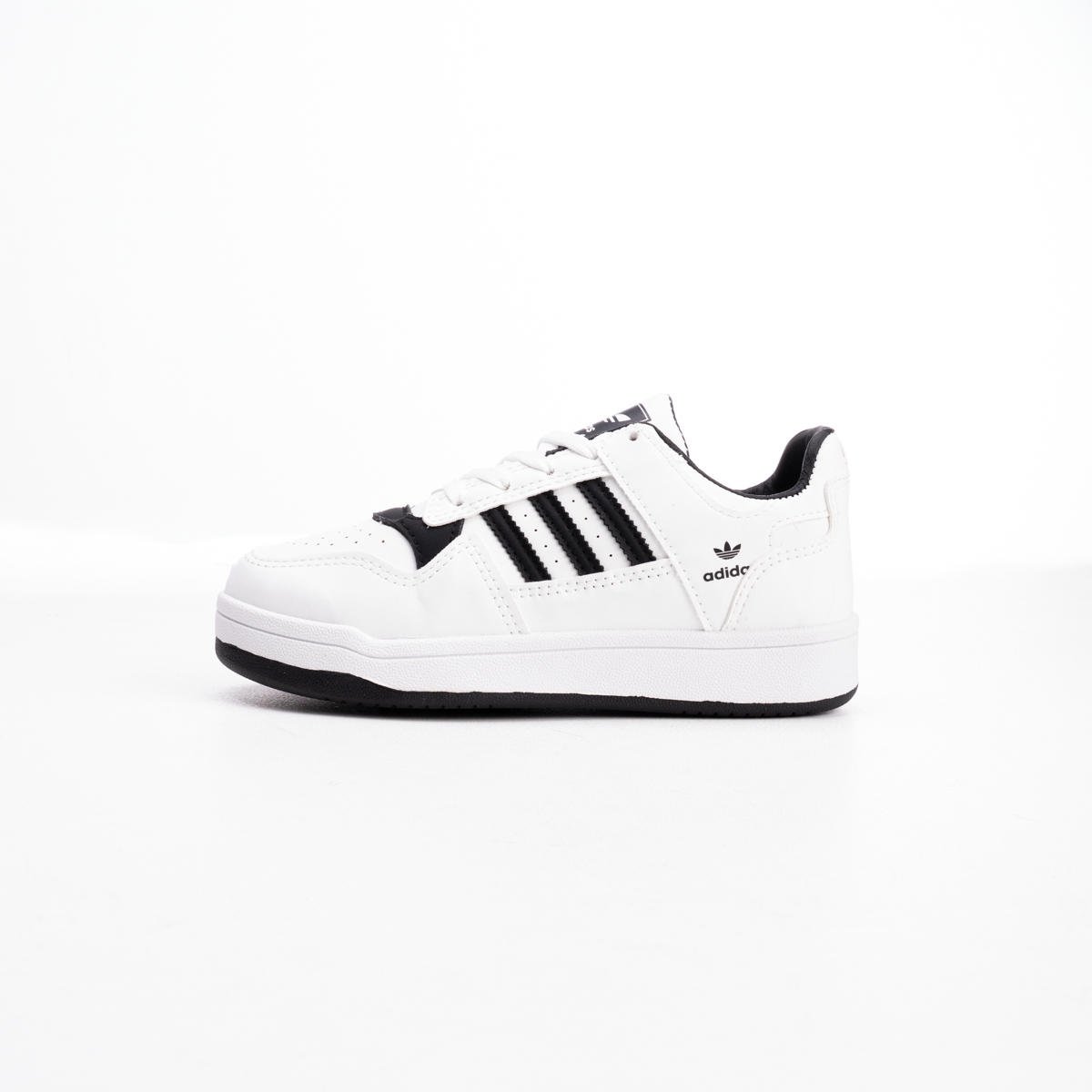 Adidas Trendy Fundi Sneakers
