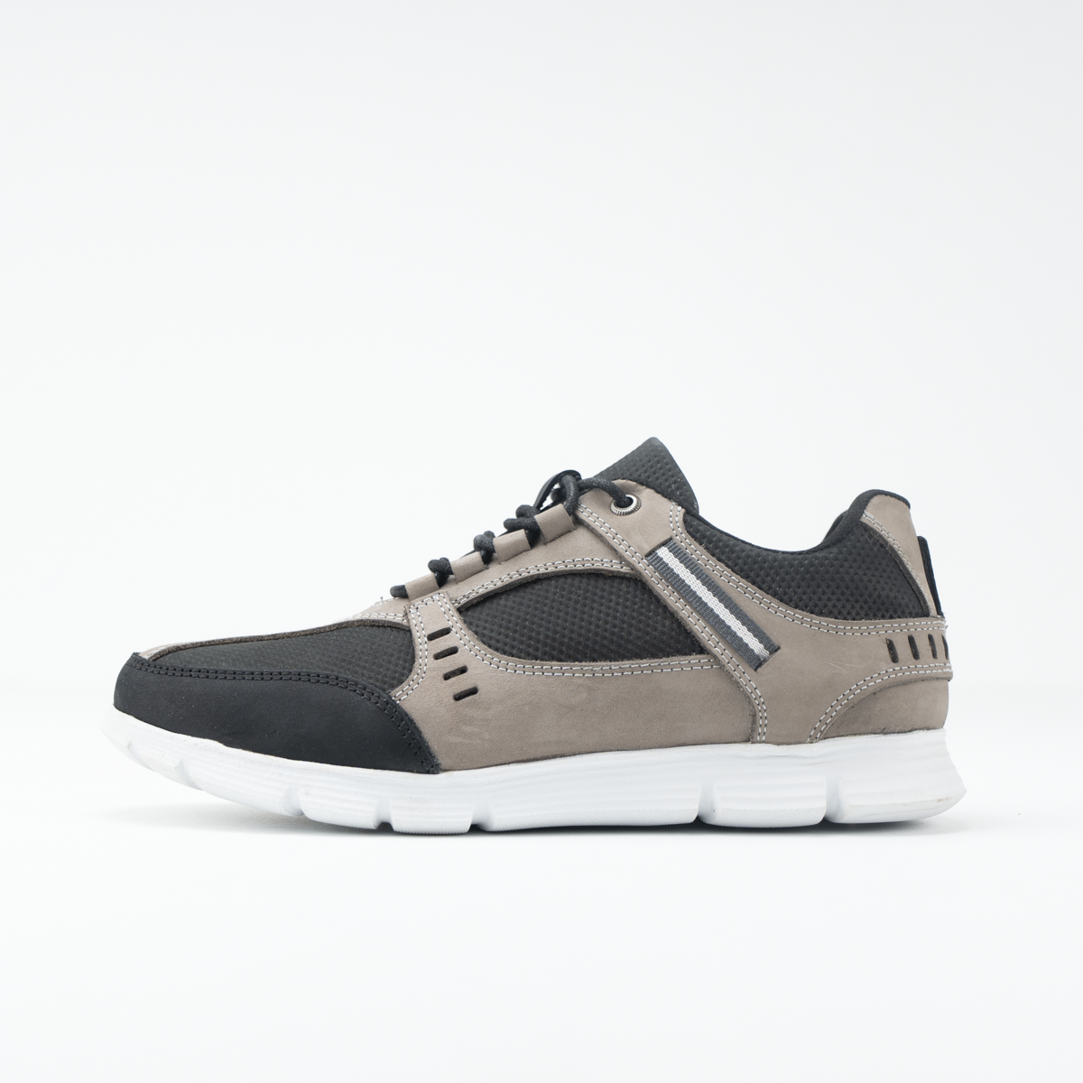 Two-Tone Lightweight Shoes