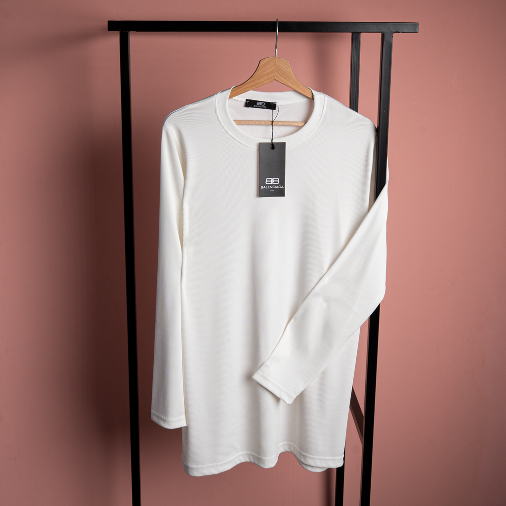 Women’s Basic Long Sleeve T-Shirt