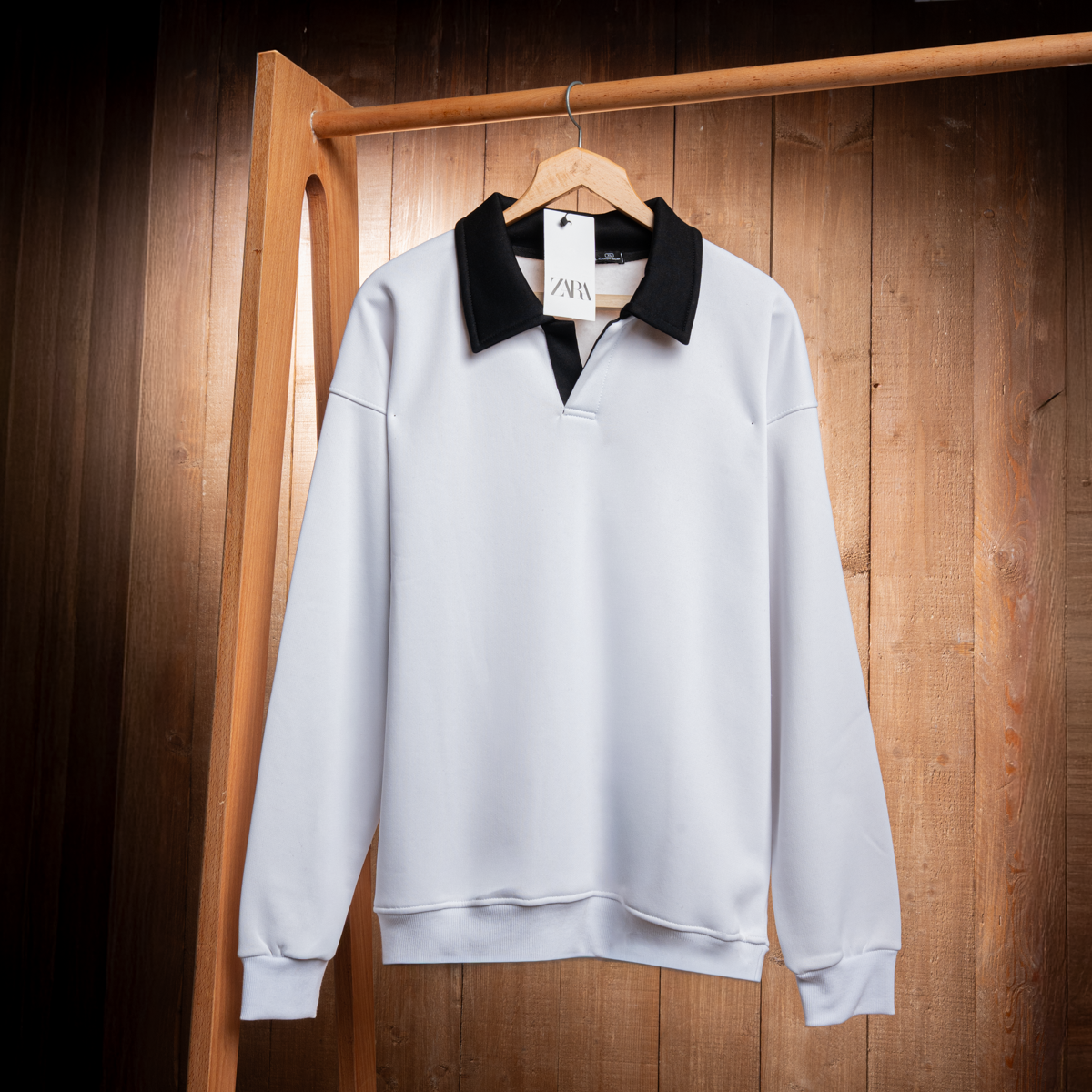 Classic Fit Winter Sweatshirt