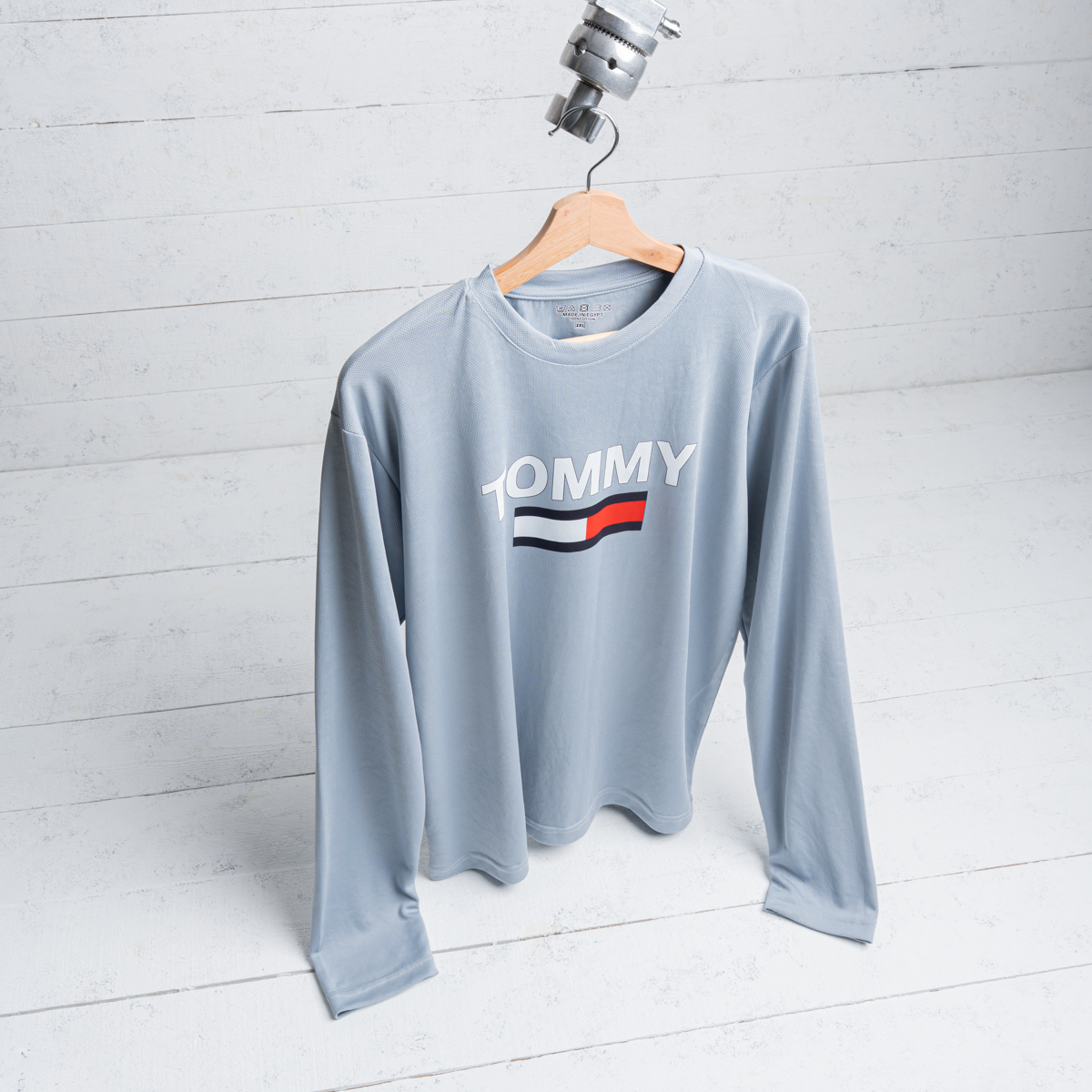 Tommy Long Sleeve Tee