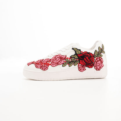 Nike Air Force Women – Pink Detail Edition
